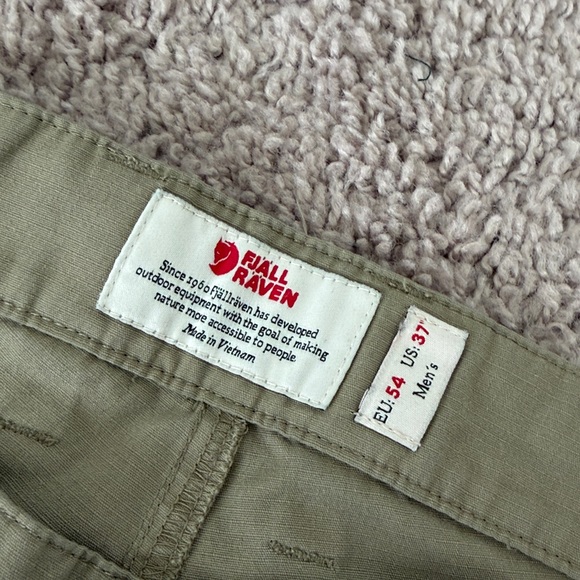 Fjallraven G-100 Olive Green Shorts - Picture 2 of 3